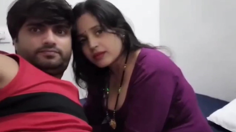 Komalaman: Bhabhi's Sex with Hindi Audio