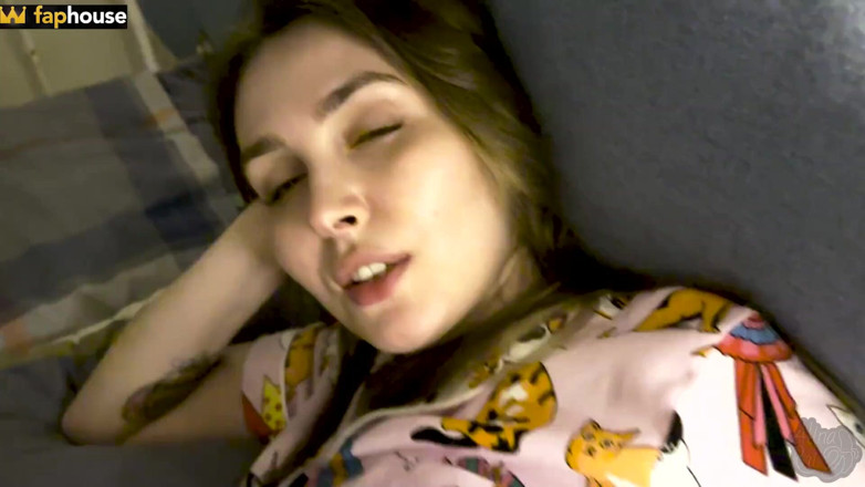 Alina Rai: Fucked stepmom in black hole while Stepfather is at work