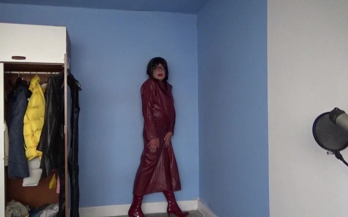 Leather Kirsten: Tổng hợp trang phục mới