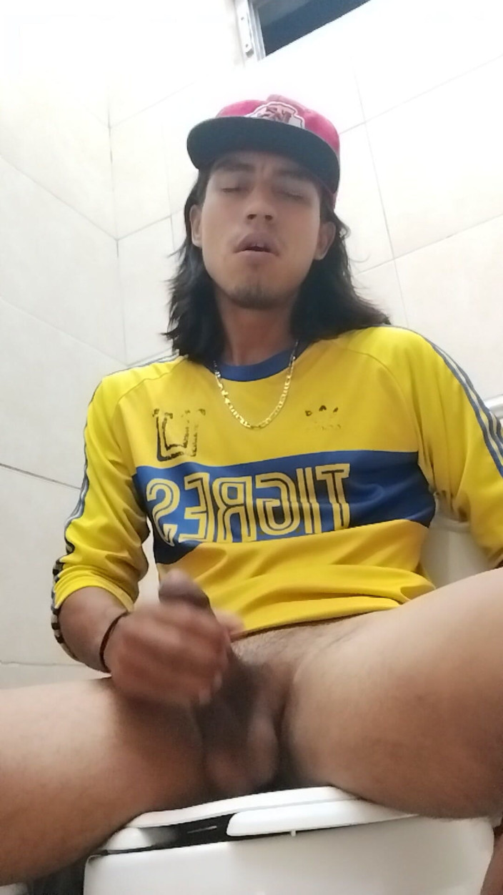AlexAlejandro13: I Need Extra Help in the Bathroom