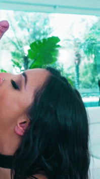 Hailey Rose çifte oral seks