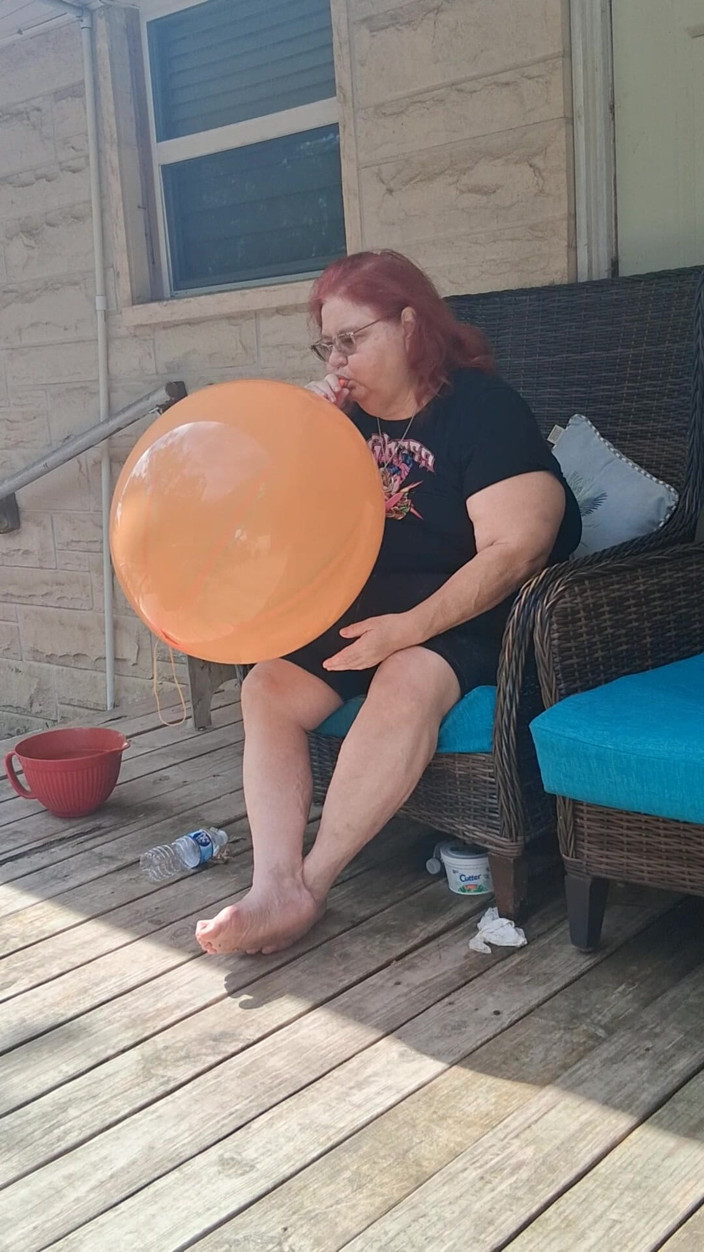 BBW nurse Vicki adventures with friends: Pielęgniarka Vicki Z Wielką Pięknością Ma Prośbę O Wysadanie Ogromnego...