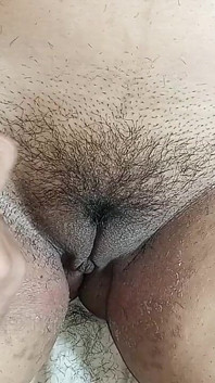 Behaarte muschi und behaarte achselhöhlen, Mollige Frau Netu rasiert muschi, geschwollene muschi, rasierte muschi