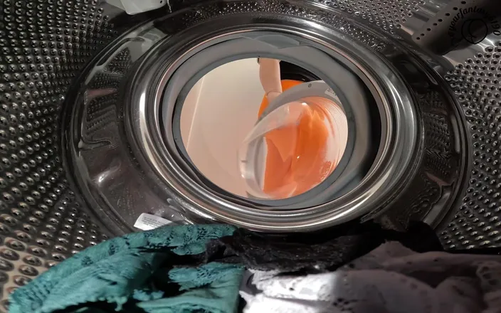 Your fantasy studio: Filling the Washing Machine Wtih My Horrible Farts