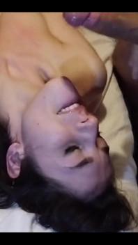 Dimentica la mia figa, Tutto quello che voglio è nel mio culo e bocca per favore! Seconda parte