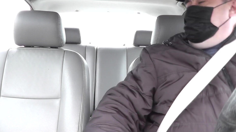 XXX-Platinum: Sexy stepmommy stopped taxi and rides in backseat auto taxi...