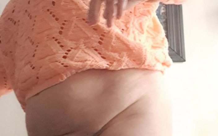 Mommy big hairy pussy: Uklízím jednou ráno bez kalhotek
