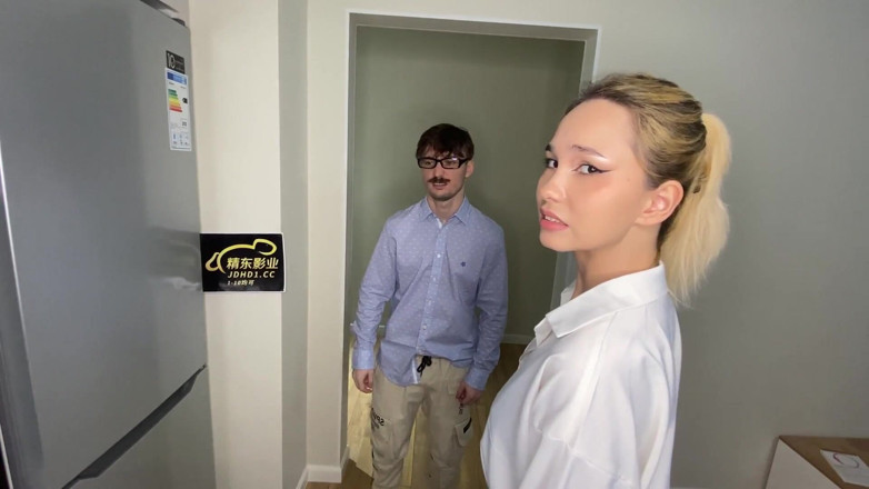 karina_lin: Sold My Apartment and My Pussy