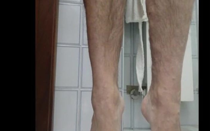 gyordy: Regarde mes pieds