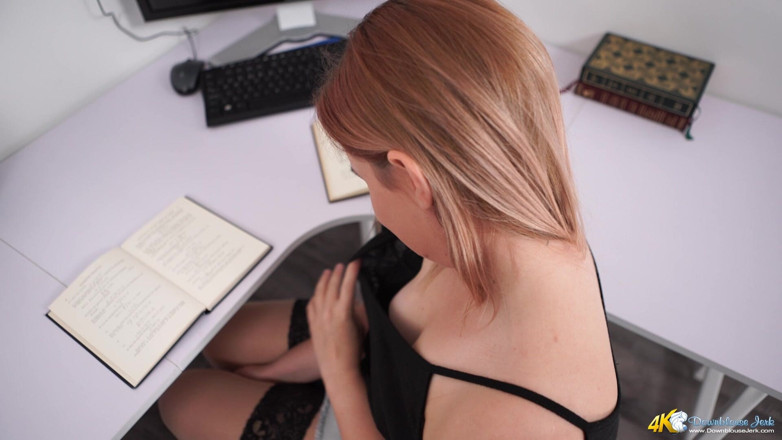 DownblouseJerk: Škádlení učitele - JOI