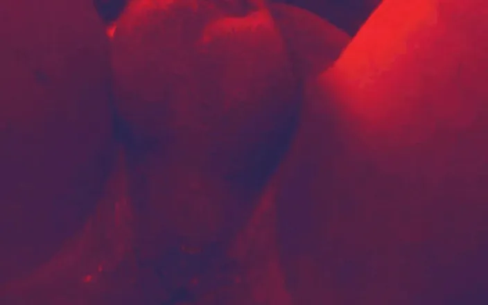 Buddy rider: Sissy boy sent manager wrong video