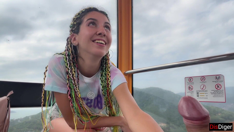Dis Diger: Otdoor Dick Flashing on the Ferris Wheel - Stranger Girl Help...