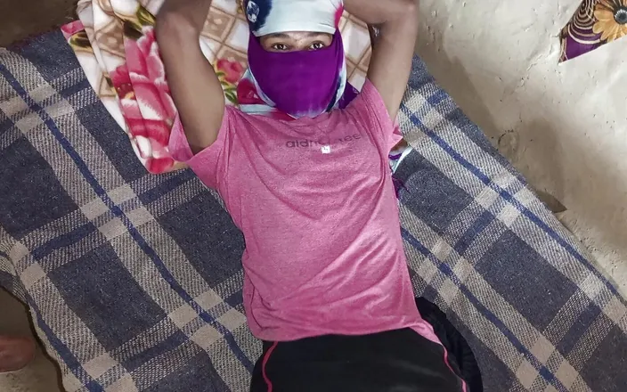 Indian Hijraji: Young Desi