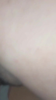 상사가 우연히 내 보지 안으로 달려들어, 남편에게 내가 임신했지만 그를 보지라고 말하지 마