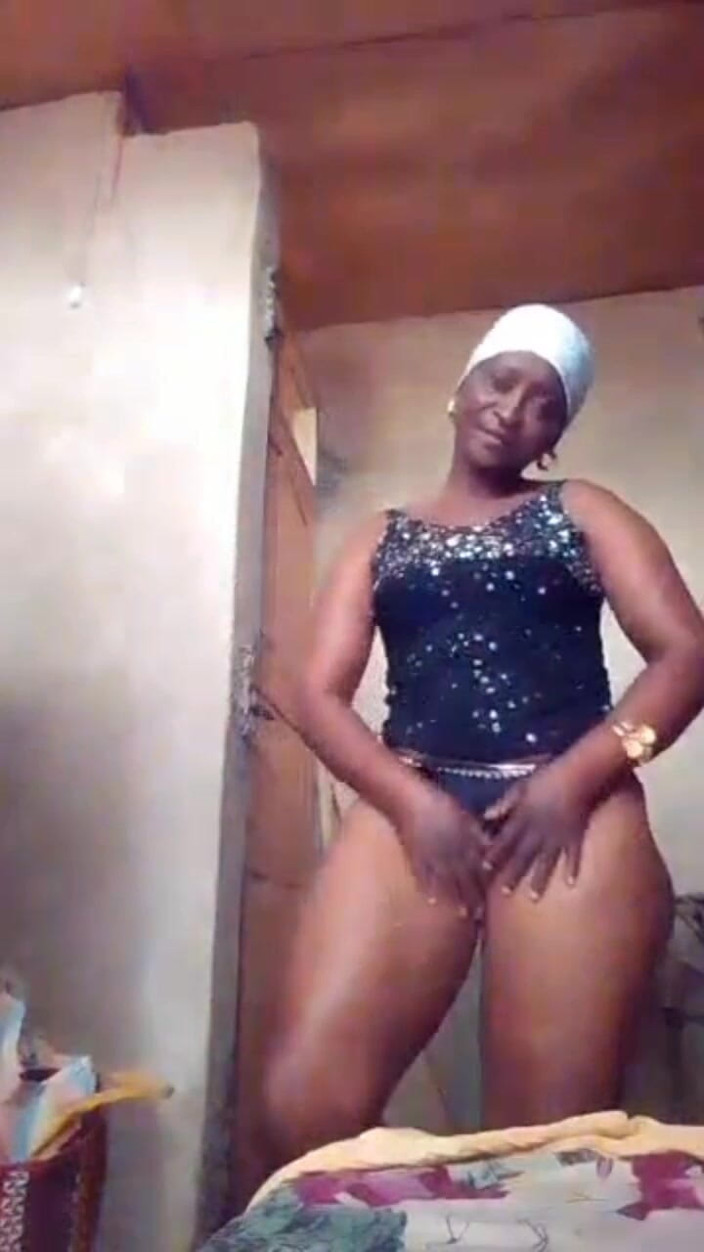 Sugarmama video call mutual masturbation: Sugar Mama gemuk miang dia melancap