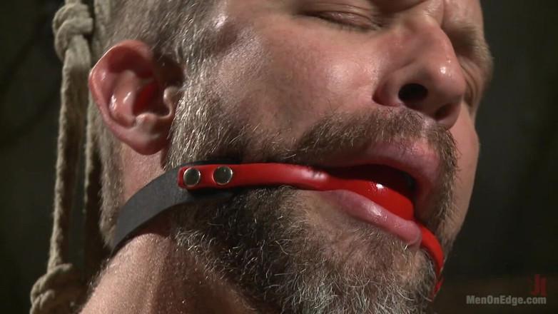 Men on Edge: Muscled Hunk Taken and Edged