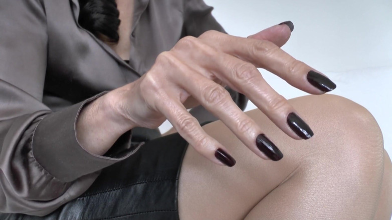 Lady Victoria Valente: 深色长指甲和美丽的手，JOI，维多利亚·瓦伦特夫人