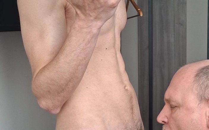 Dexterxxlfun: Super Mario? Thomas Creampie cái mông của tôi. Bố với...