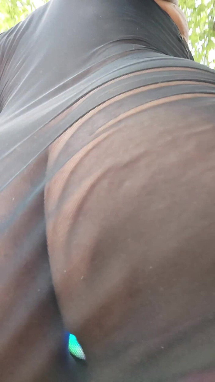 KNKY Bee: Bee treks afară cu fundul dop led