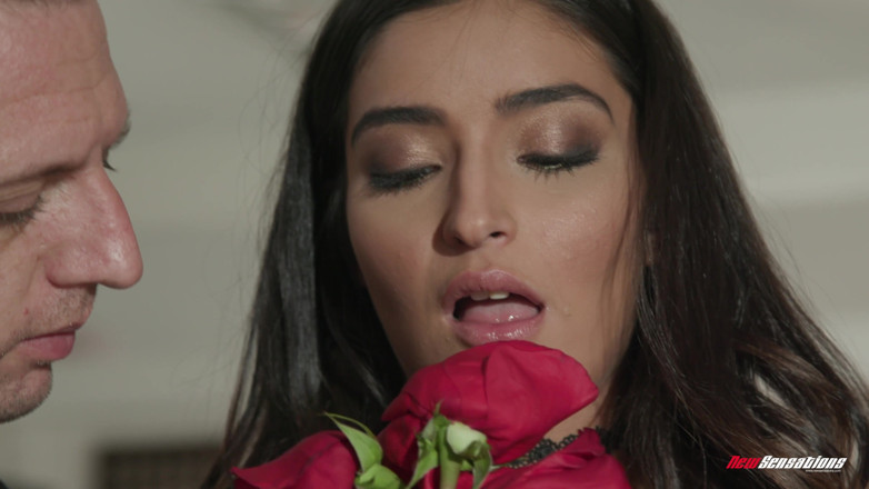 New Sensations: เอมิลี่ จัดการได้ห้าคน