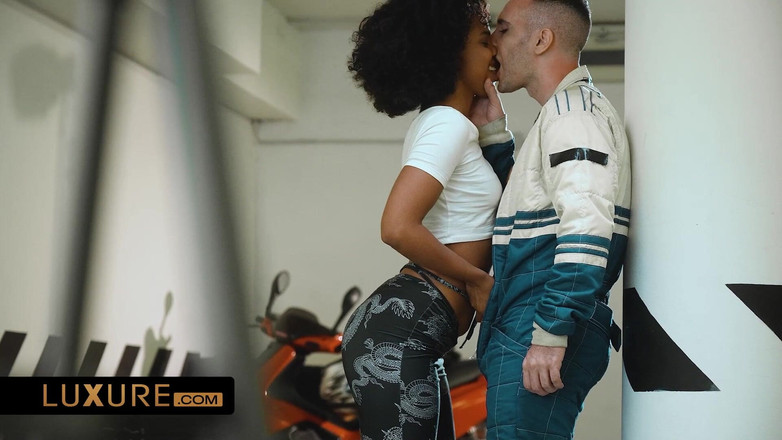 Luxure: Selva's sensatie