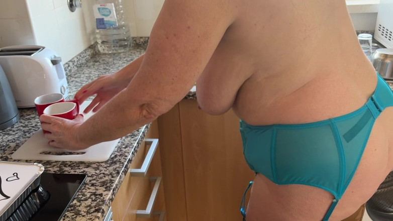 Mr MF: shrimti paripakv pair ghareloo devi 402