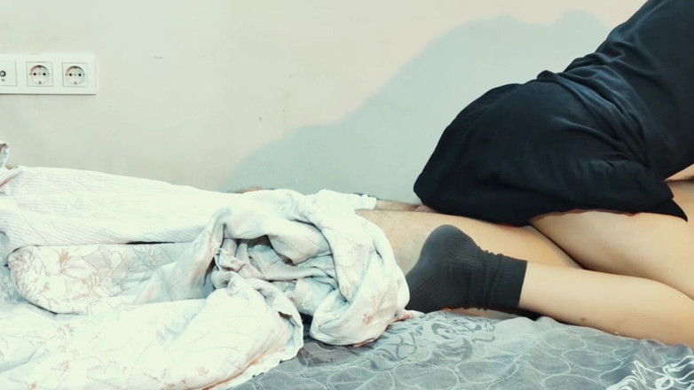 Nadia Nada: Sesso mattutino caldo, penetrazione ed eiaculazione nella mia vagina