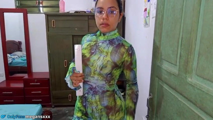 MeGanSxx: Bu kadın işi istiyor ve ben onu emdirdim.