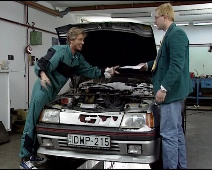 Deutsche Madchen: वीर्य खाने वाली जर्मन रंडी की गांड के छेद में चुदाई