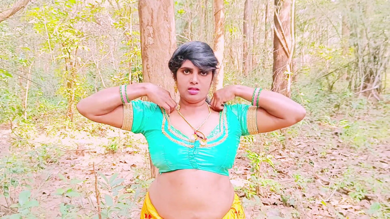 Telugu honey lips: Seks w lesie na świeżym powietrzu. Desi Bhabi jebanie mąż Mały...