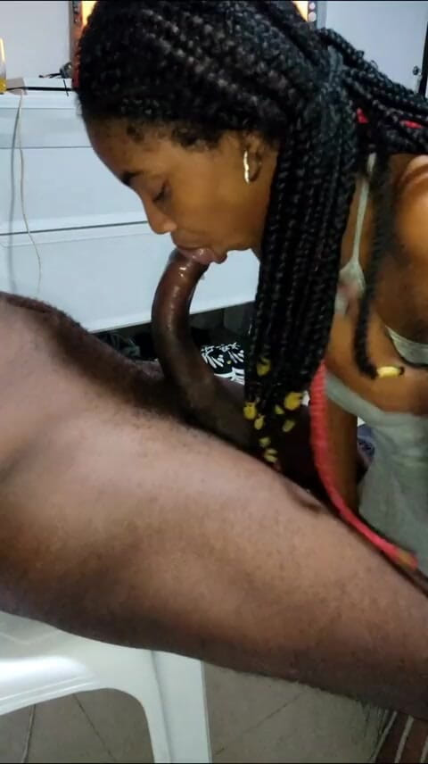 ElVenudoXXX: Skinny Girl Got BBC