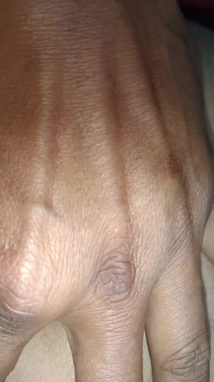 moWalker: Desi Girlfriend Aur Friend Rangeel Bhabhi