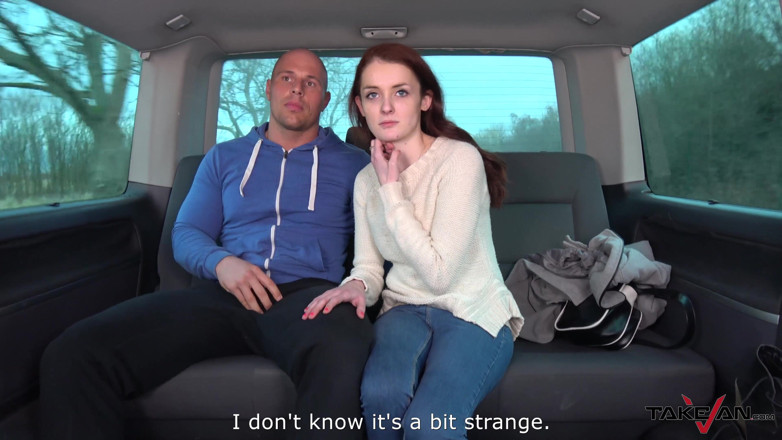 Take Van: Gekke roodharige slet denkt dat ze de neukpartij in haar...