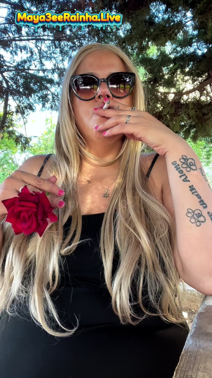 Goddess Maya3ee Rainha: Bbw, déesse MILF brésilienne, rituel de fumage en plein air...