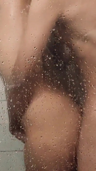 I Love to Fuck in the Shower and Bathe My Ass in Cum