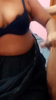 L'arrapante Bhabi Viene Scopata in Stile Desi Con Audio Hindi Completo