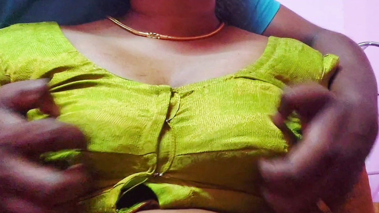 Desi Mohini: Indian Porn Sex with Horny Kavita Aunty