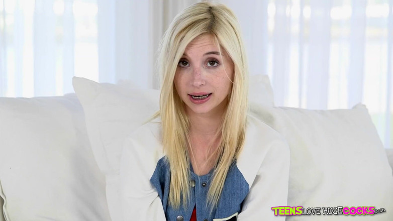 Teens Love Huge Cocks: Teens Love Huge Cocks - Piper Is One Hot Girl That...