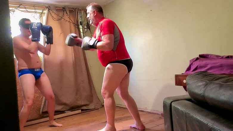 Combat and fetish: Silver Daddy Boxer VS Jobber