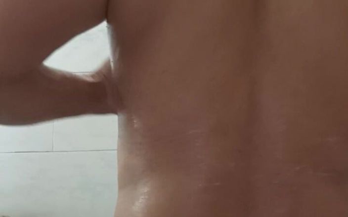 NaughtyWings: Mein badezimmer-handjob-Blog