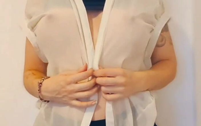 Maria Von Schnee: Adoro la mia camicetta trans
