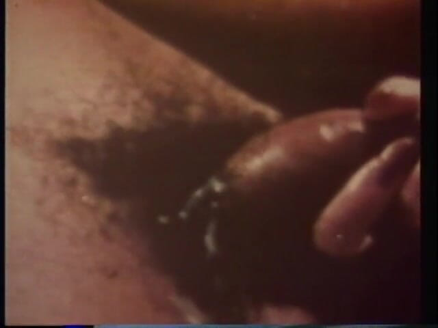 Vintage Usa: Hairy vintage beauty gets her mouth filled with a cum