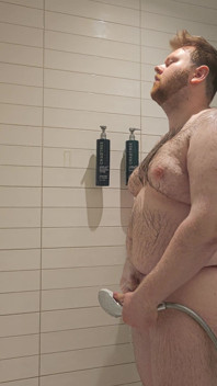 Chub Showers in Hotel