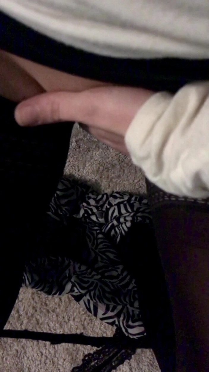 Tabitha Hoots: Sexy Mladá Illinois MILF dostane kundičku mokrou pro manžílka k šukání