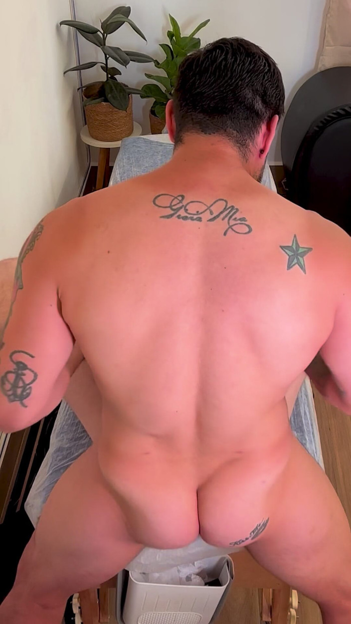 Christian Hunter: サンパウロでひげを剃り、食べて、激しくセックスした