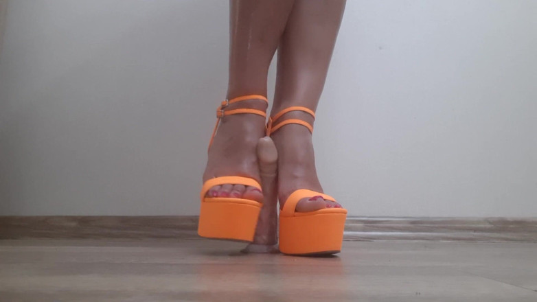 Fetish intimmedia: Hete milf op hoge hakken