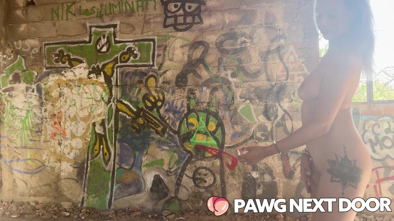 PAWGED: Hailey königin mit fettem arsch, französisches schätzchen