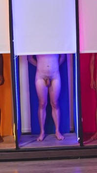 TV-pornoserie, Hier Vögelt Sie Wirklich. Albaan Präsentiert Die Rookie Elena De La Vega Bei Fakings Attractions