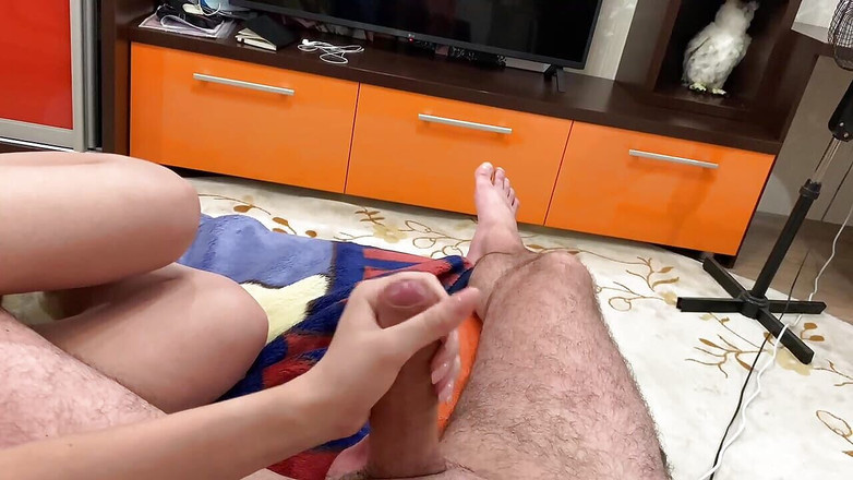 Kitty Kriss: Labă senzuală transformată în muie, el s-a împușcat perfect în gura mea