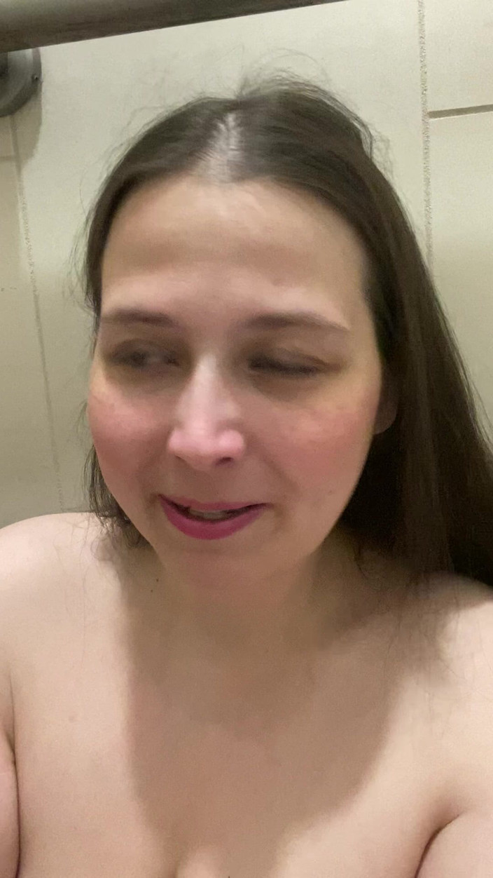 MissChrystalline: Orgazm mnie wstrząsnął